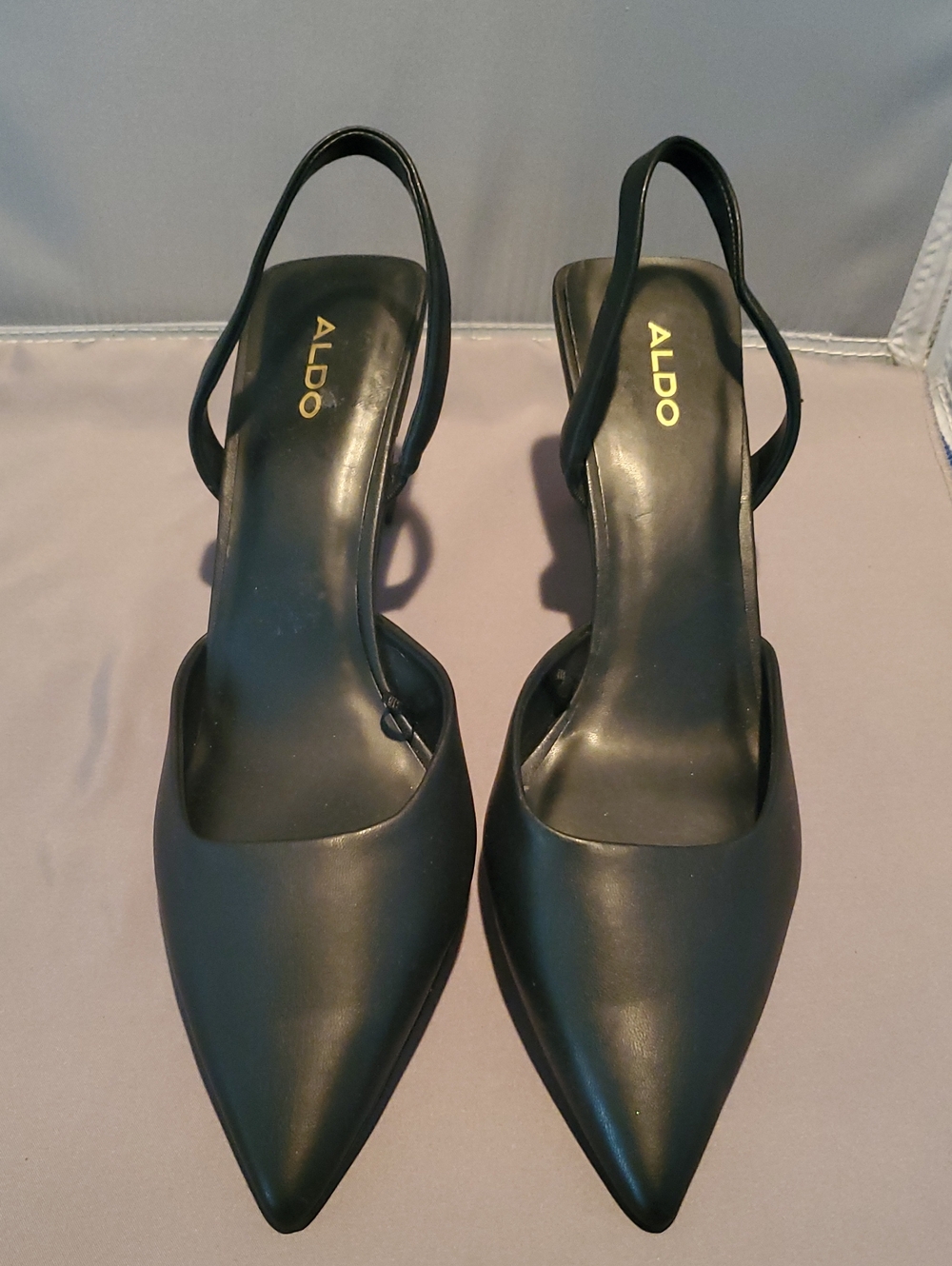 ALDO Black Pointed Slingback Heels Womens Size 11